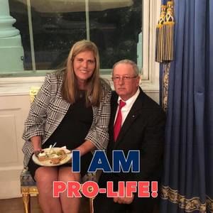 Meet your Posher, Debbie